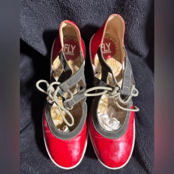 Fly London Lace-Up Patent Leather Wedges – EU 39 / US 9 Fit - Picture 3 of 9